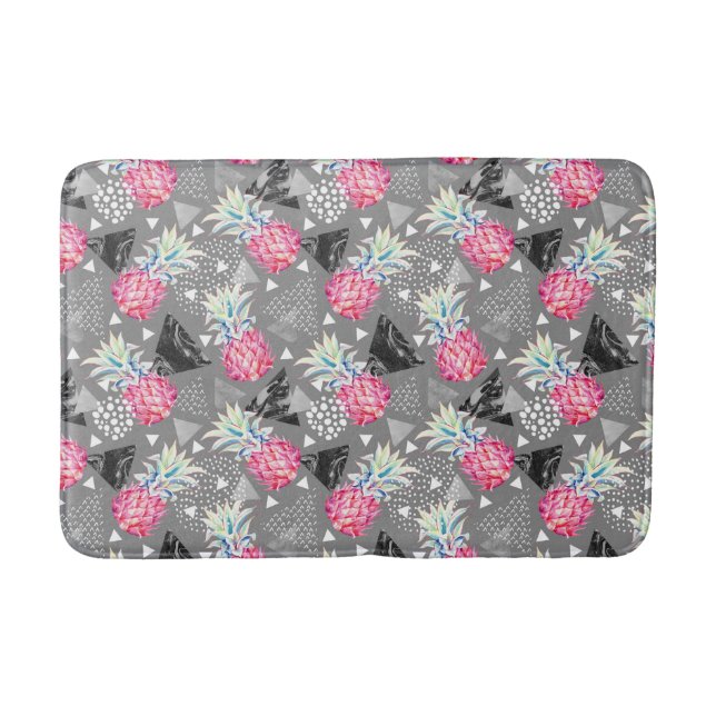 Geometric Pineapple Textured Pattern Bath Mat (Front)