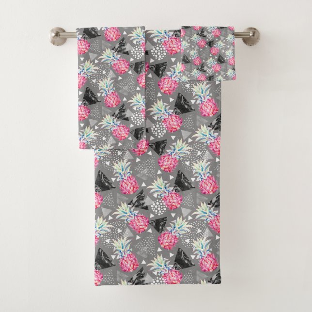 Geometric Pineapple Textured Pattern Bath Towel Set (Insitu)