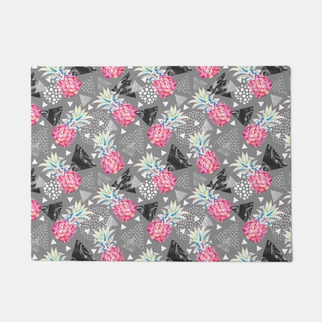 Geometric Pineapple Textured Pattern Doormat (Front)