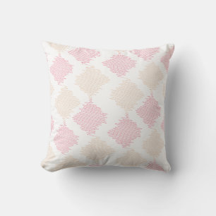 Geometric Zigzag Pattern – Modern Textured Diamond Cushion