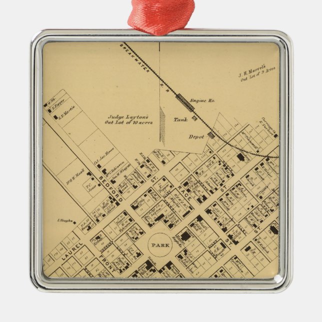 Georgetown Metal Tree Decoration (Front)