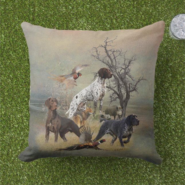 German Shorthaired Pointers (GSP)      Cushion (Grass)