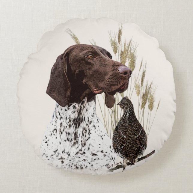 German Shorthaired Pointers (GSP) Postcard Coffee  Round Cushion (Front)