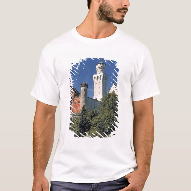 Germany, Bavaria, Neuschwanstein Castle. T-Shirt (Front)