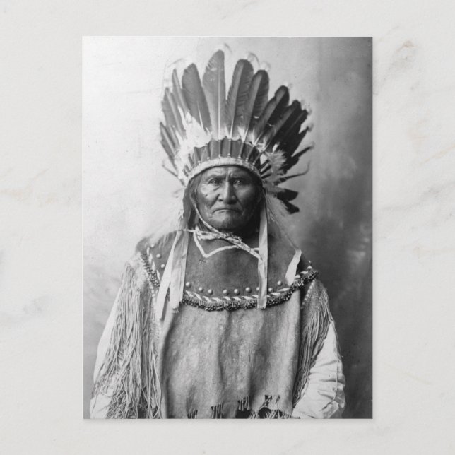 Geronimo in headdress 1907 postcard (Front)