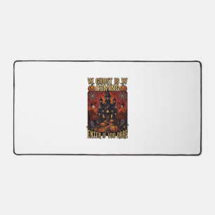 Ghost Is Coming Halloween Haunted House Pumpkins B Desk Mat