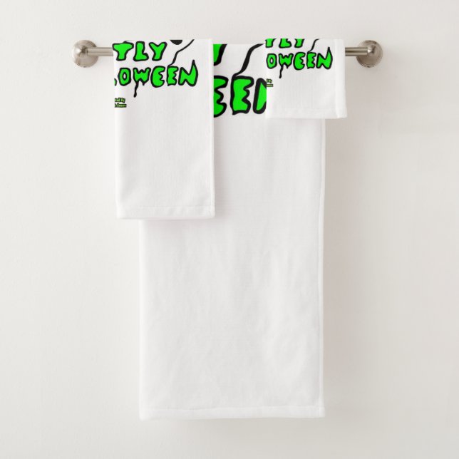 Ghostly Halloween Bathroom Towel Set (Insitu)