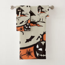 Ghoulish Gatherings: Halloween Towel Set