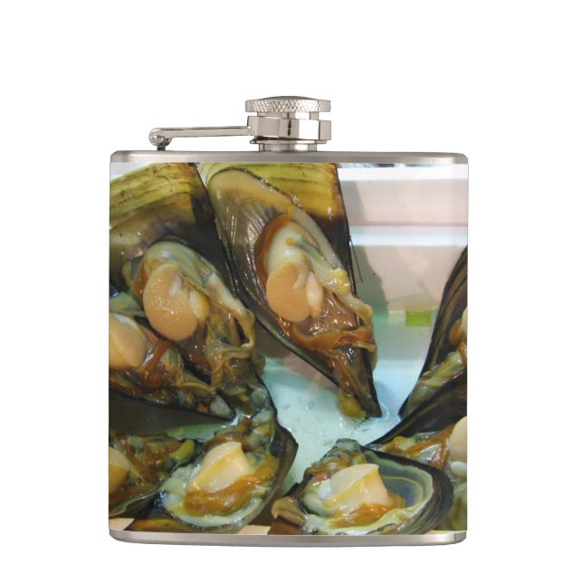 Giant Mussels Tsukiji Fish Market, Tokyo, Japan Hip Flask (Front)