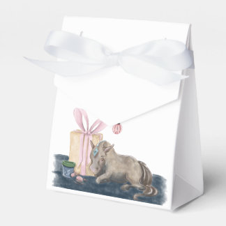 Gift box for Christmas presenter with horse demos