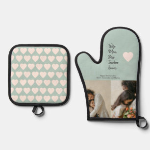 Gift for Mum, Boss, Teacher or Wife - Oven Mitt & Pot Holder Set