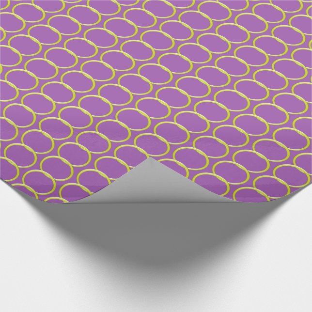 Gift Wrap - Chain Links - Yellow on Purple (Corner)