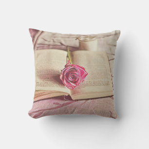 Gifts for readers 2022 cushion