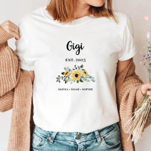 Gigi   Pretty Rustic Sunflower and Names T-Shirt