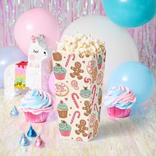 Gingerbread Candyland Christmas Pattern Favour Box (Party)