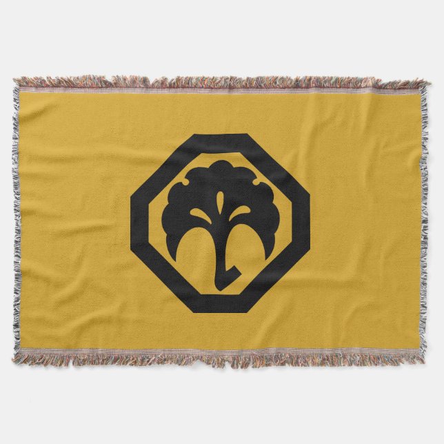 Ginkgo at the corner with a cut-off edge throw blanket (Front)