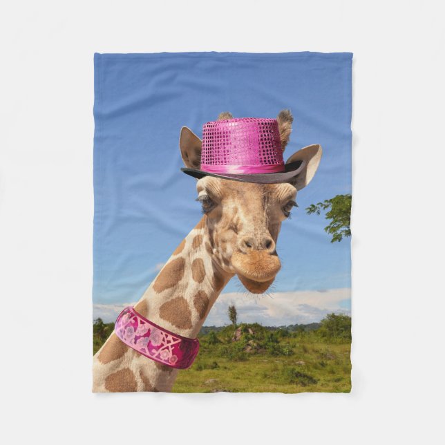 Giraffe in sparkly pink hat fleece blanket (Front)