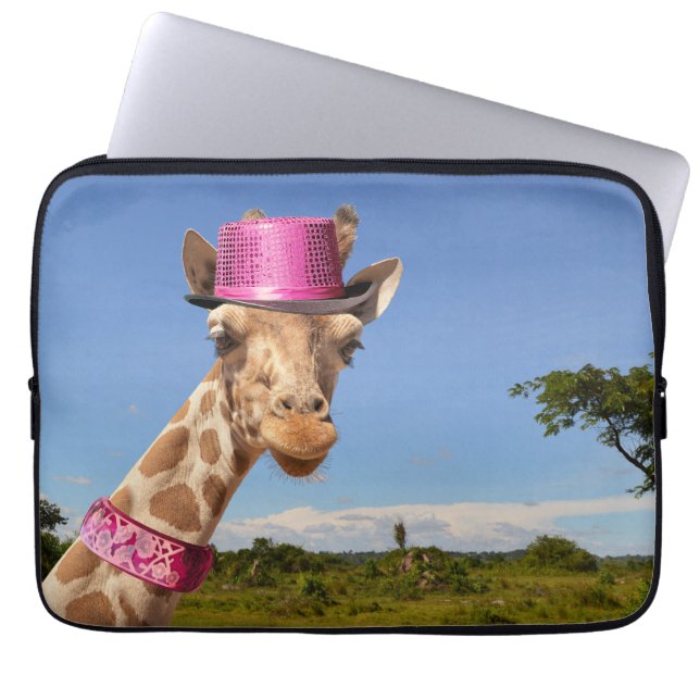 Giraffe in sparkly pink hat laptop sleeve (Front)