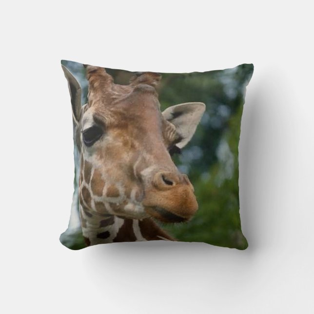 Giraffe Lovers Wildlife Cushion (Front)