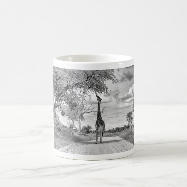 Giraffe on the road coffee mug (Center)
