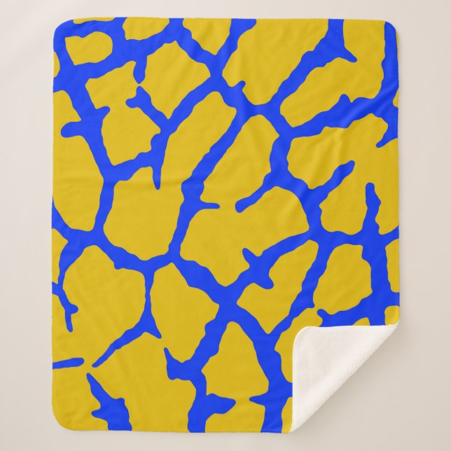 Giraffe Print Yellow Blue Sherpa Blanket (Front)