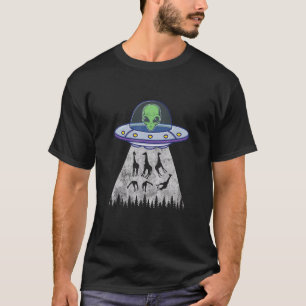 Giraffe Space UFO Alien  Abduction Vintage Distres T-Shirt