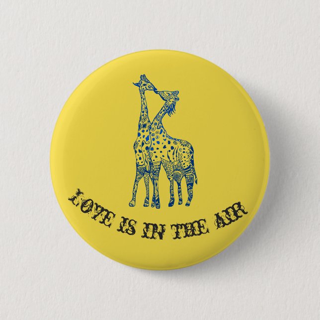 Giraffes Kiss 6 Cm Round Badge (Front)