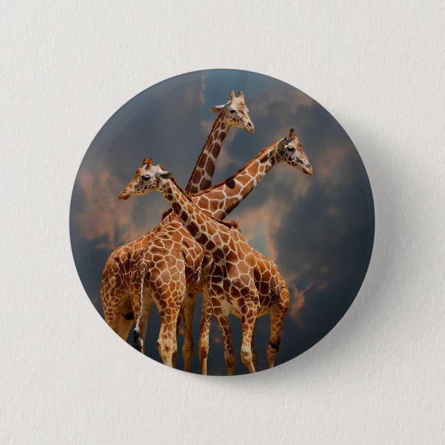 GIRAFFIC FANTASY 6 CM ROUND BADGE (Front)