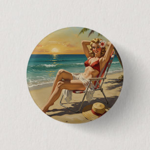 Girl On the Beach Retro '50s Pin-up art 3 Cm Round Badge