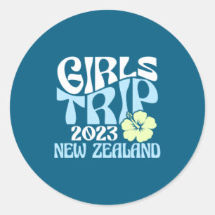 Girls Trip 2023 New Zealand Beach Destination Retr Classic Round Sticker