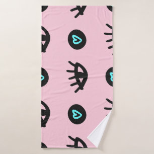 Girly Doodle: Eyes Hearts Seamless. Bath Towel