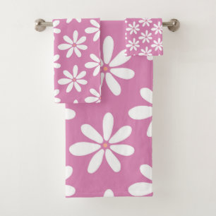 Girly pink daisy modern bath towel set