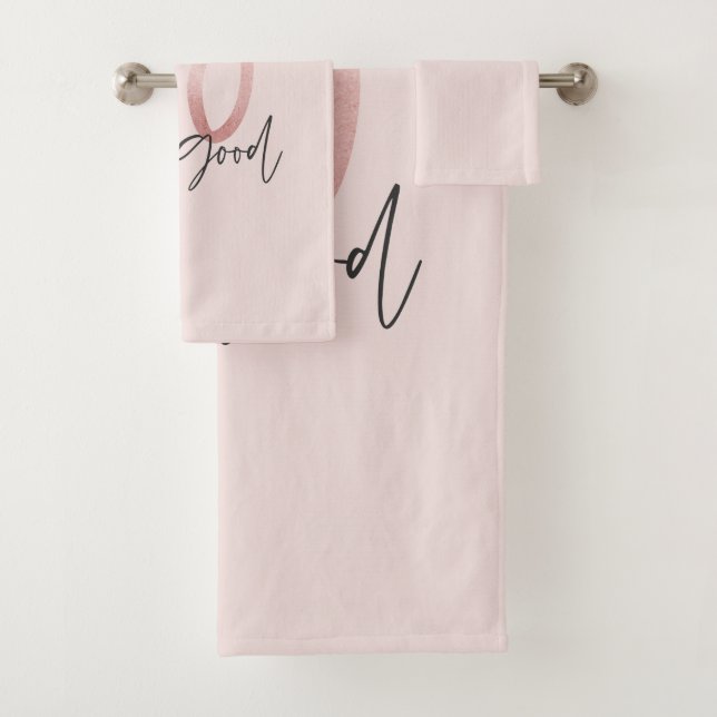 Girly pink glitter modern stylish 40th birthday  bath towel set (Insitu)