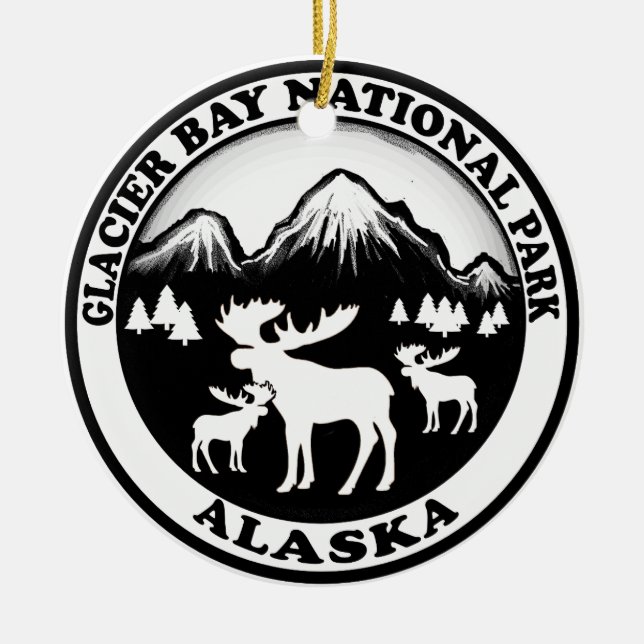 Glacier Bay National Park Alaska moose circle Ceramic Tree Decoration (Front)