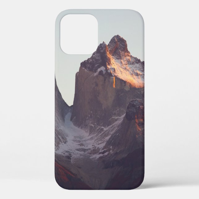 GLACIER MOUNTAINS DURING DAY Case-Mate iPhone CASE (Back)