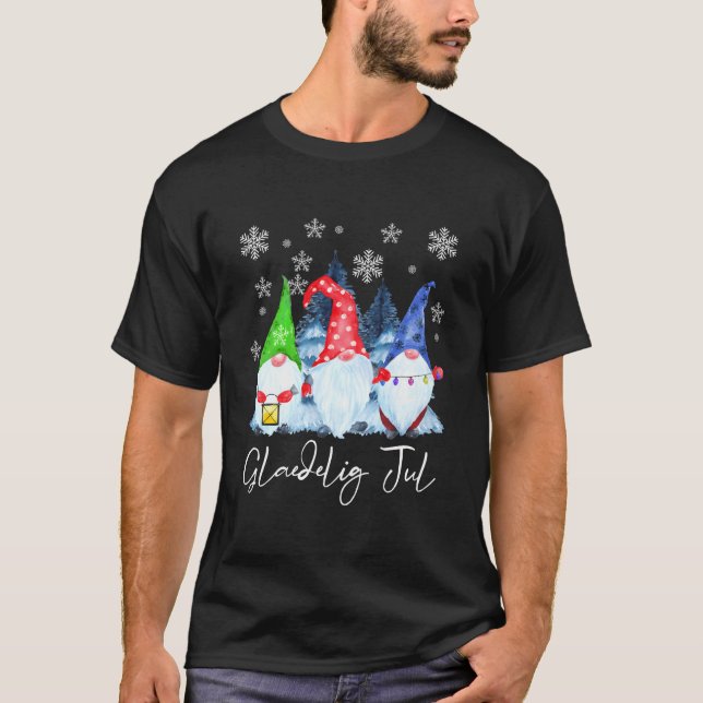 Glaedelig Jul Nordic Gnomes Tomte Nisse Danish T-Shirt (Front)