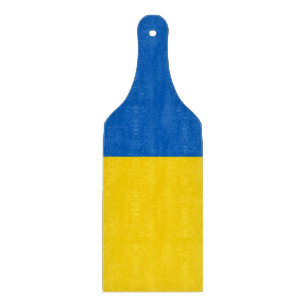 Glass cutting board paddle with Ukraine flag