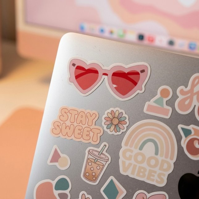 Glasses (Creator Uploaded)