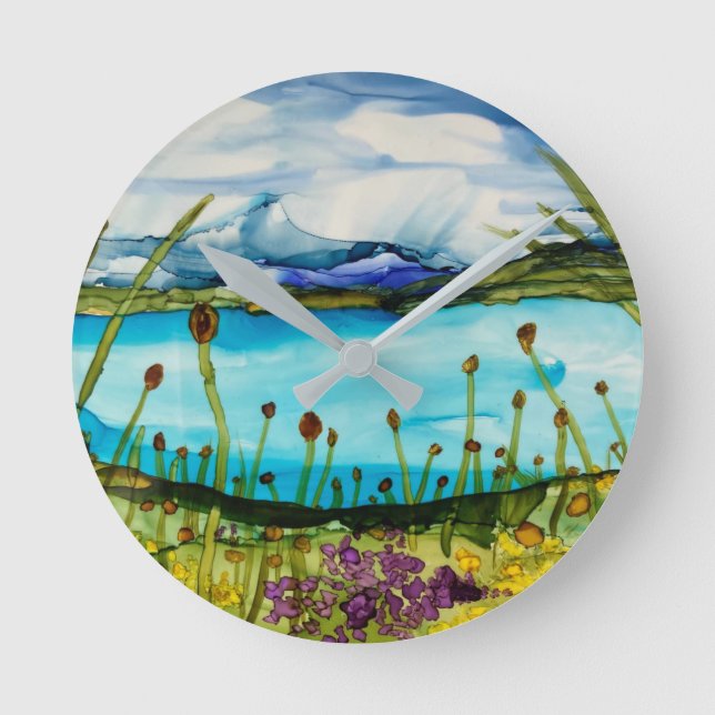 Glazier lake below the mountains    round clock (Front)