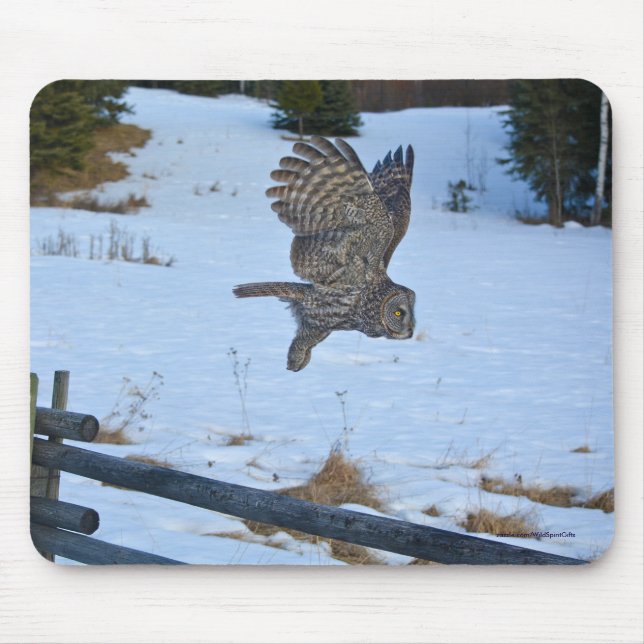 Gliding Great Grey Owl and Snow Wildlife Raptor Mouse Pad (Front)
