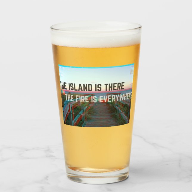 glitch pint glass (Front Filled)