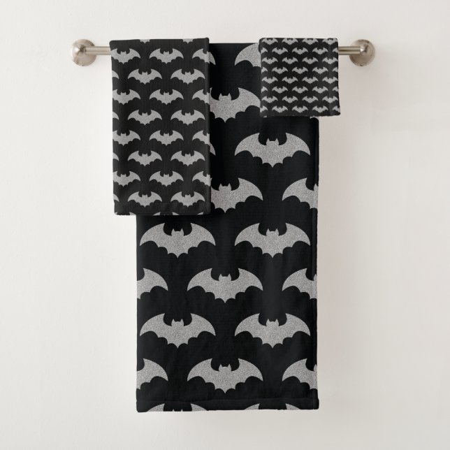 Glittery Bat Halloween Bath Towel Set (Insitu)