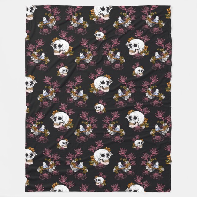Gloomy skull and dark bird fleece blanket (Front)