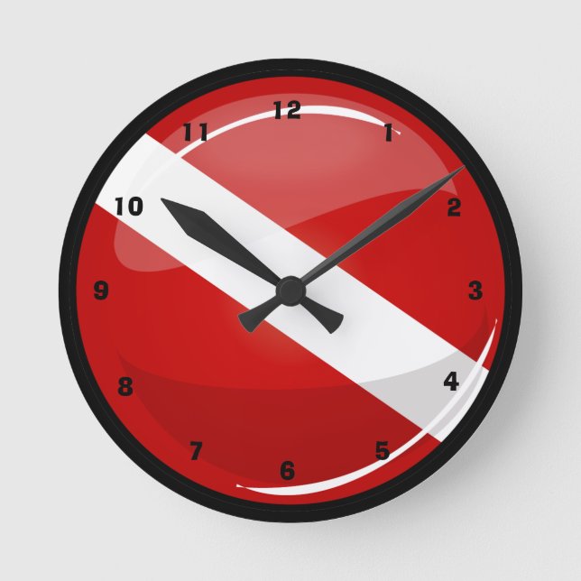 Glossy Round Diver's Flag Round Clock (Front)