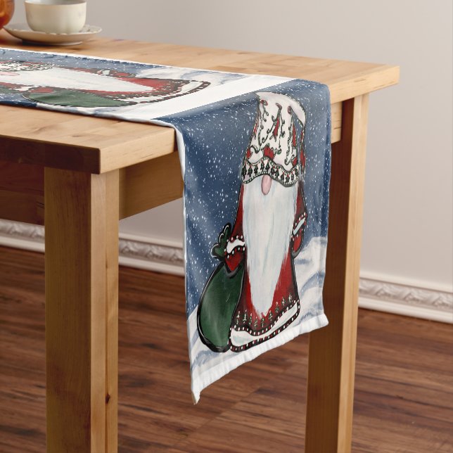 GNOME  SHORT TABLE RUNNER (In Situ)
