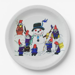 GNOMES BUILD SNOWMAN  PAPER PLATE