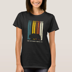 Go Outside Worst Case Scenario A Bear Kills You T-Shirt