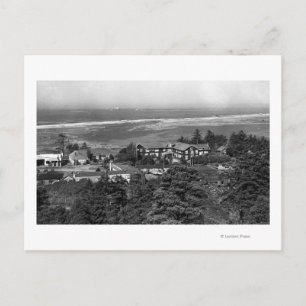 Gold Beach, Oregon Town View and Sunset Inn Postcard
