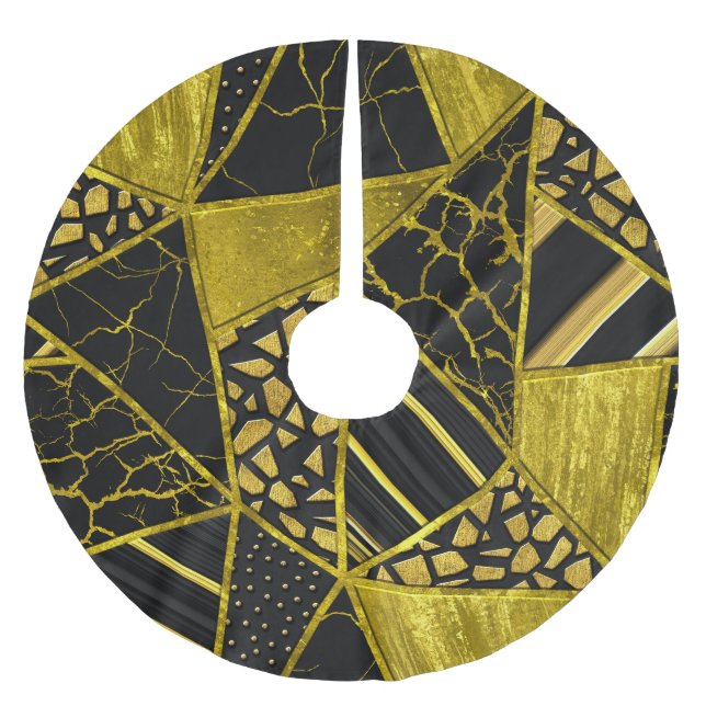 Gold Black Triangle Texture Illusion Brushed Polyester Tree Skirt (Front)
