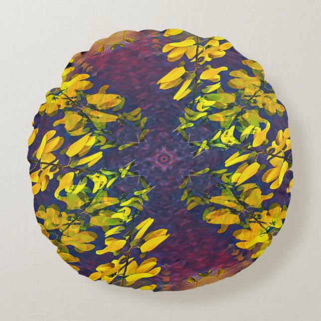 Gold Chain Loop Round Cushion (Front)